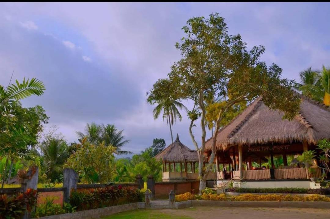 Hakiki Inn Bungalows Tetebatu Exterior foto