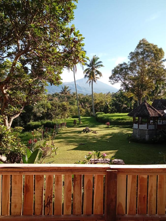 Hakiki Inn Bungalows Tetebatu Exterior foto