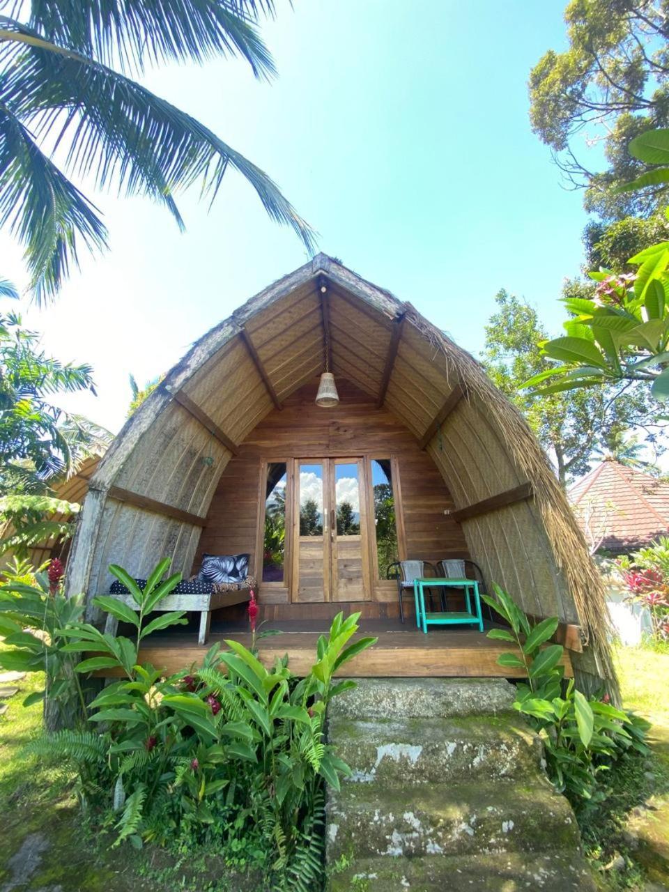 Hakiki Inn Bungalows Tetebatu Exterior foto